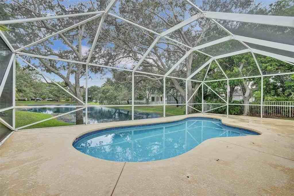 10442 Northwest 60th Place - Photo 3 of 50