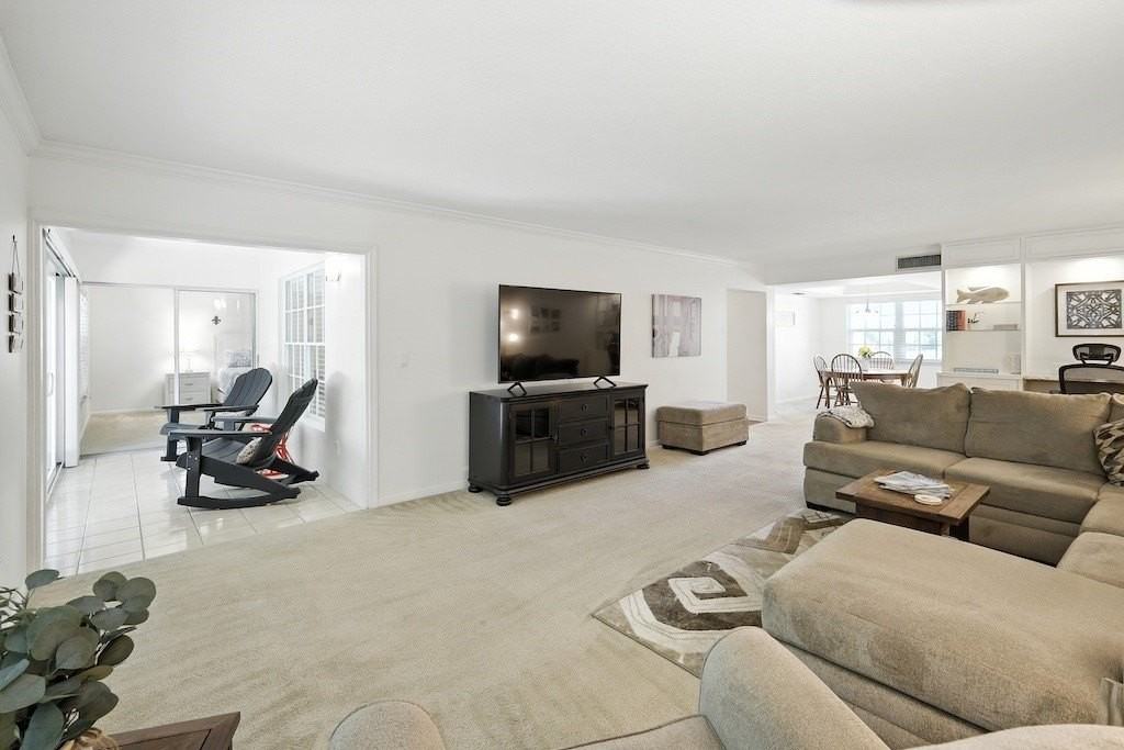 2737 Ocean Dr Apt 21b #21B - Photo 7 of 36