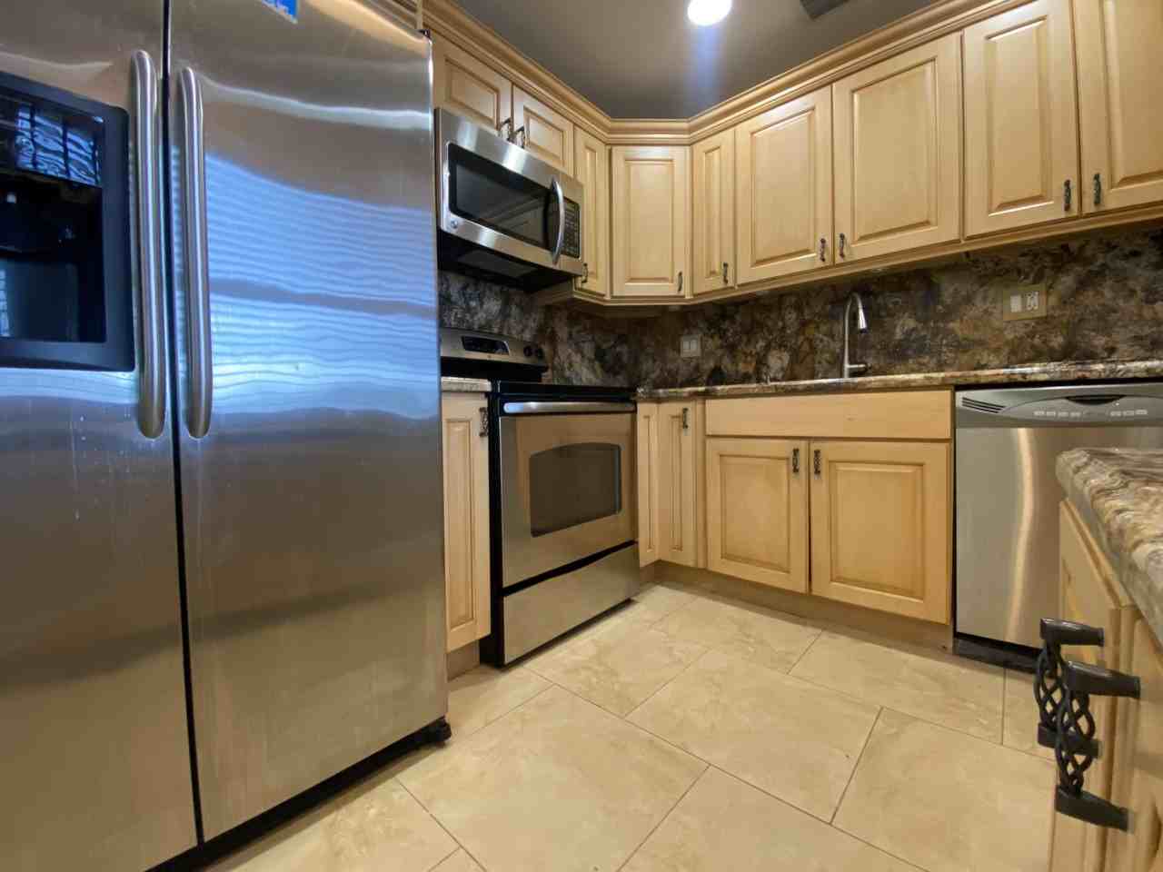 843 Flanders R - Photo 2 of 29