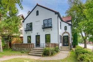 featured image of 2056 Summit Ave