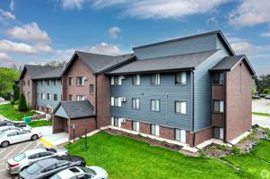 featured image of 8201 College Trl