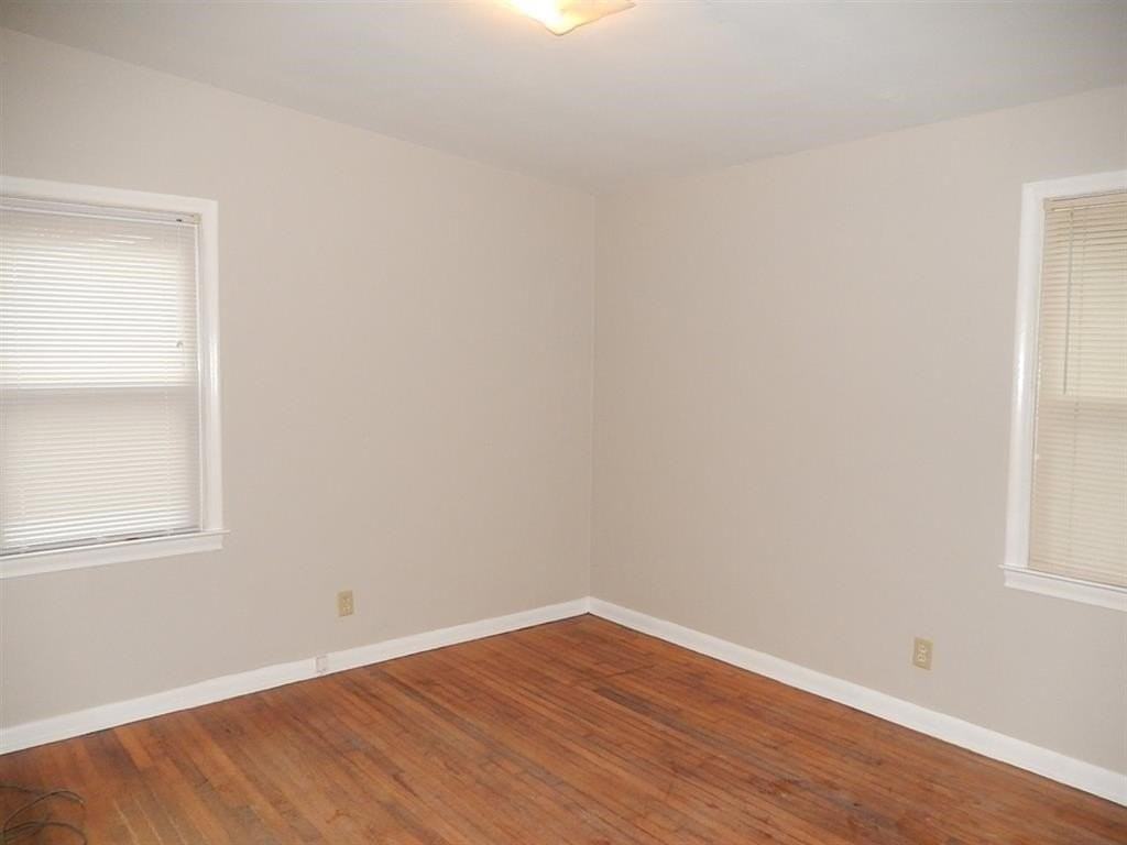 1641 Mayhew St - Photo 6 of 11