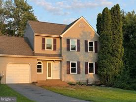 414 Windsor Cir - Photo 1 of 1