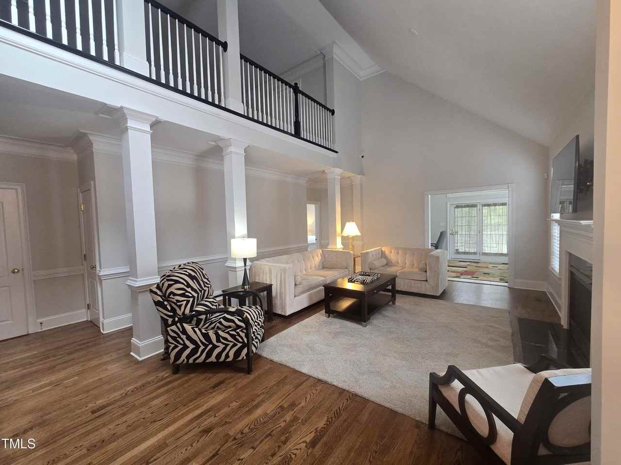 9217 Fawn Lake Dr - Photo 3 of 31