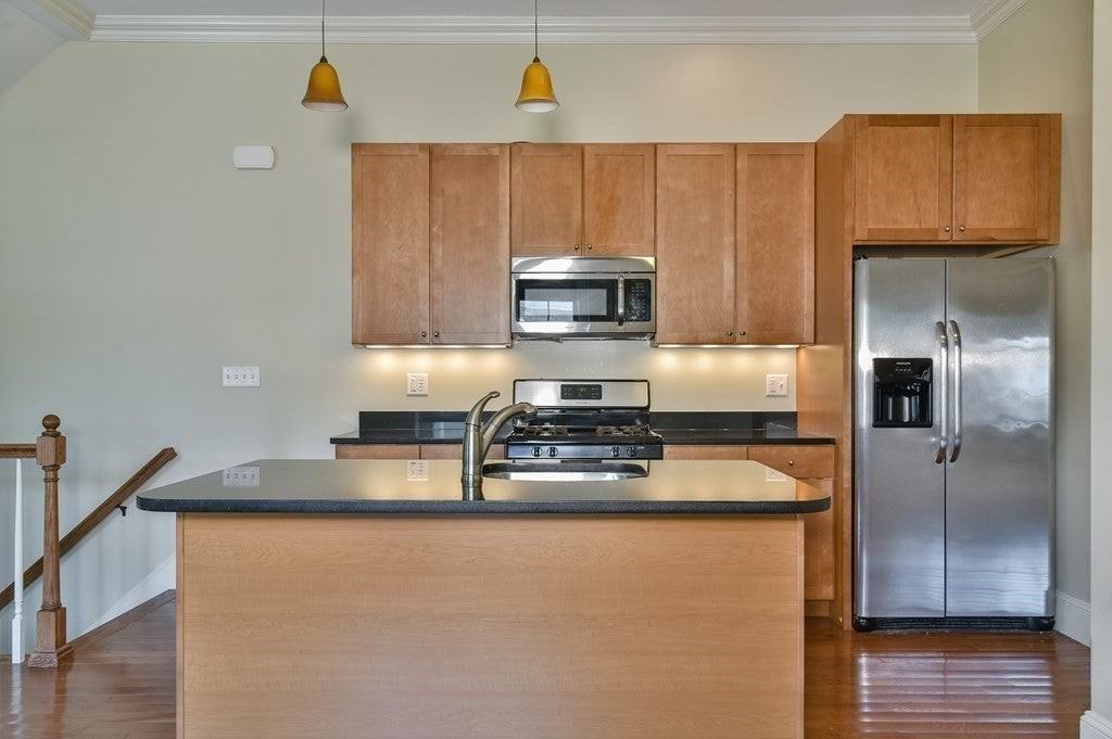 3 Savin Hill Ave - Photo 3 of 11