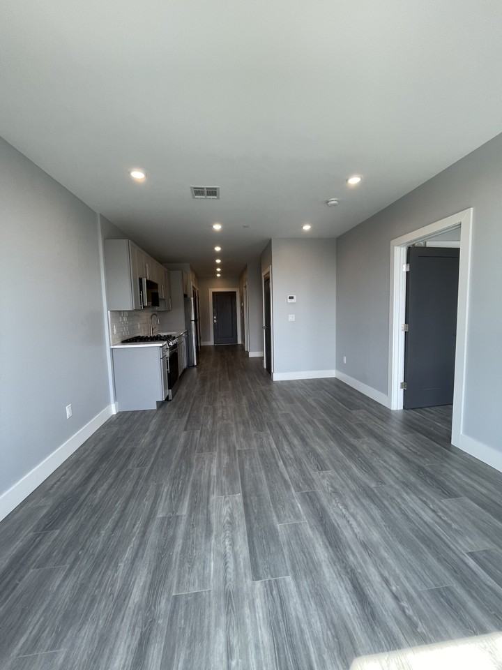 Western Ave. & Telford St #603 - Photo 6 of 20
