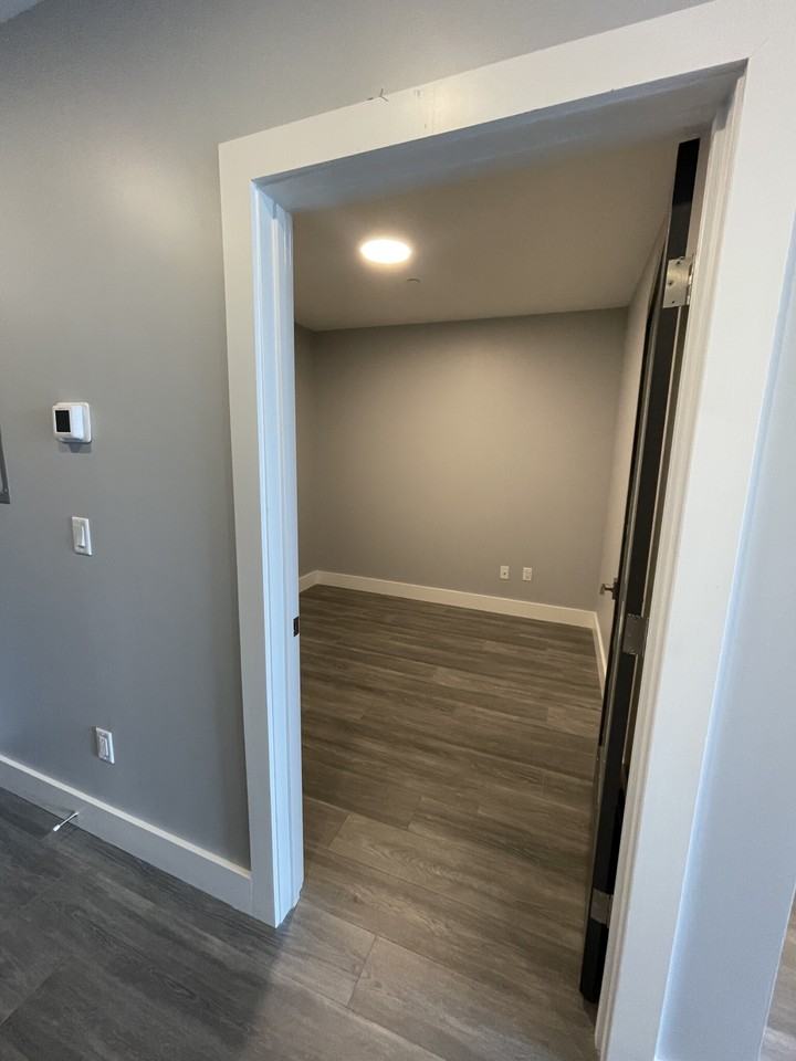 Western Ave. & Telford St #603 - Photo 7 of 20
