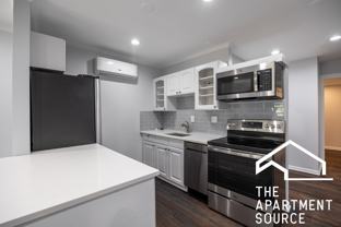 2215 W Wellington Ave - Photo 1 of 1