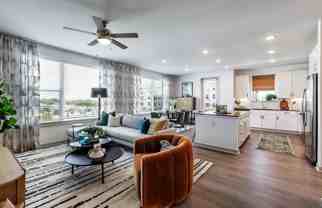 2001 Plateau Vista Blvd - Photo 1 of 1