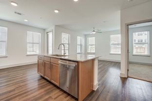 2601 N Austin Ave - Photo 1 of 1