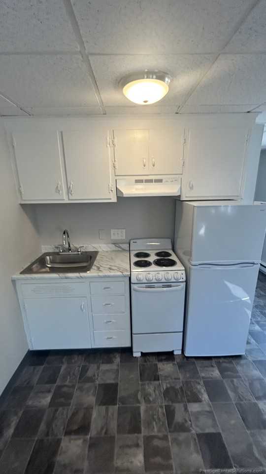 20 Post Office Ave #13 - Photo 5 of 18