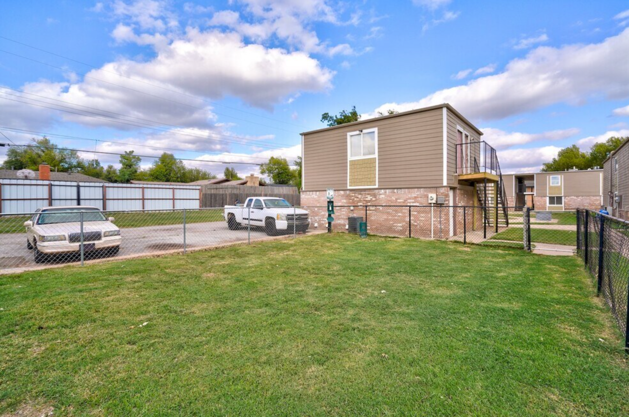 The Vue at Garden Square - Photo 4 of 7