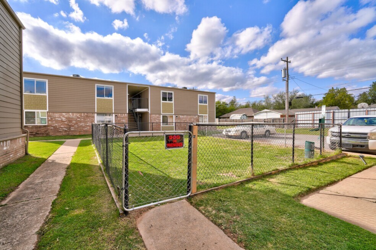 The Vue at Garden Square - Photo 5 of 7