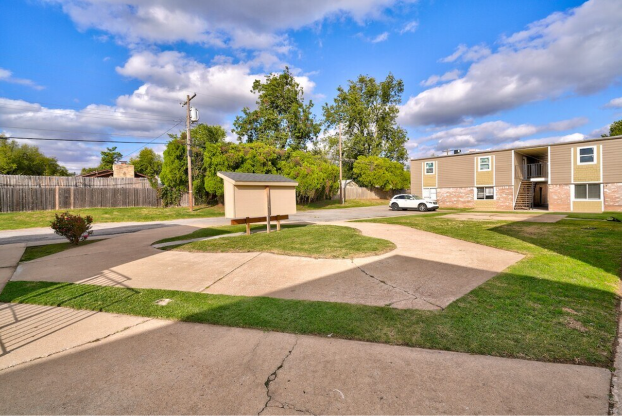 The Vue at Garden Square - Photo 7 of 7