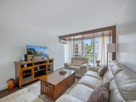 featured image of 445 Kaiolu St #409