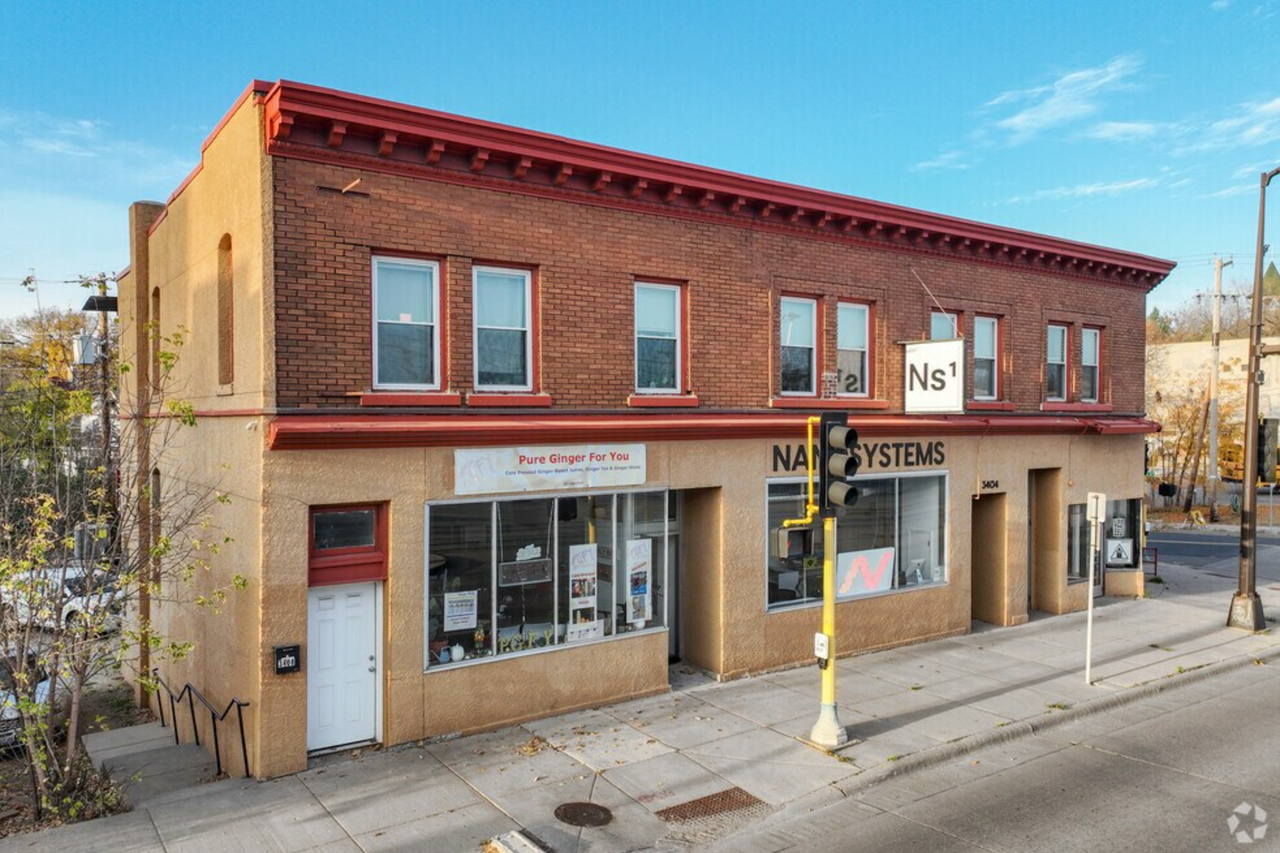 Brick and Beam Flats - Photo 3 of 8