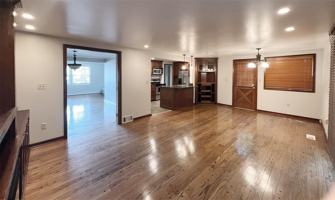 featured image of 7118 Mission Rd