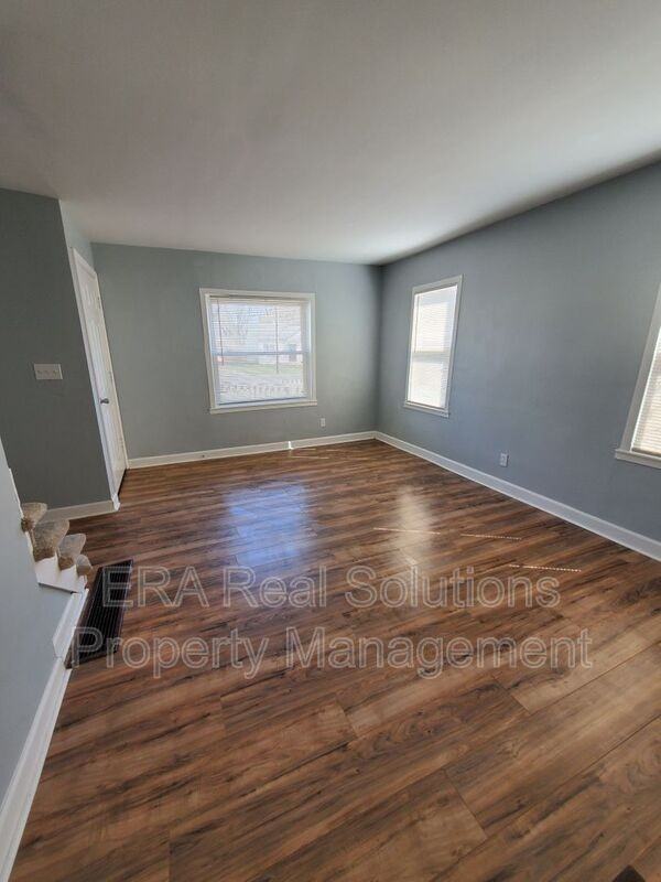 1827 Marston Rd - Photo 2 of 17