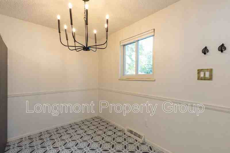 926 Yeager Pl - Photo 7 of 25
