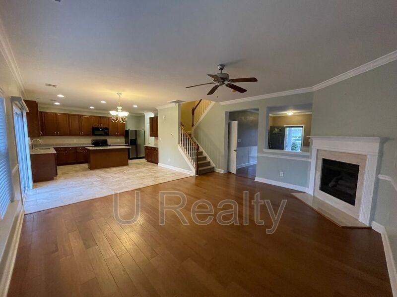 12728 Cumberland Cove Dr - Photo 5 of 20