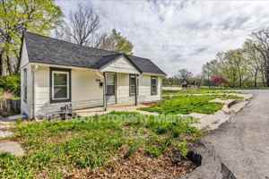 featured image of 2130 E 83rd St