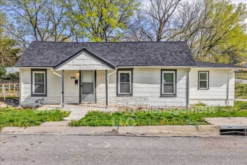 2130 East 83rd Street - Photo 2 of 21