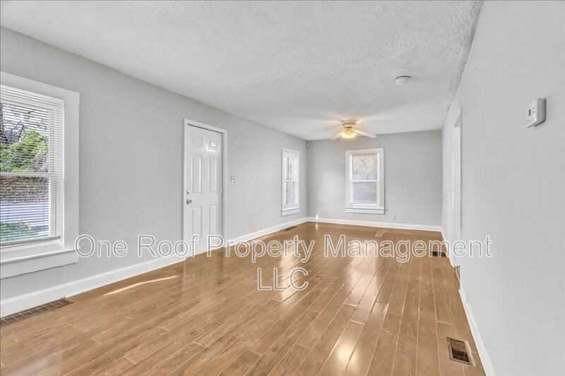 2130 East 83rd Street - Photo 6 of 21