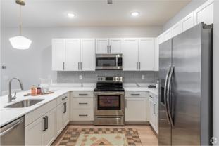 21 Raymond Ave - Photo 1 of 1