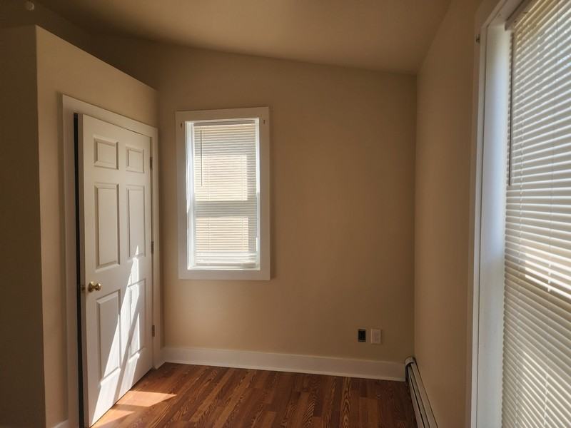 157 N Clinton St - Photo 2 of 13