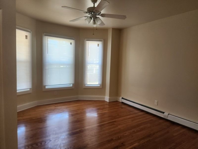 157 N Clinton St - Photo 7 of 13