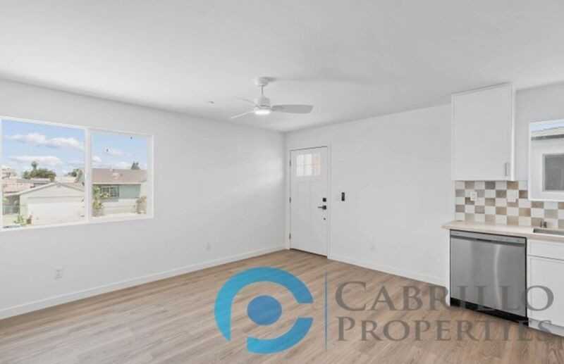 3078 46th St - Photo 3 of 16