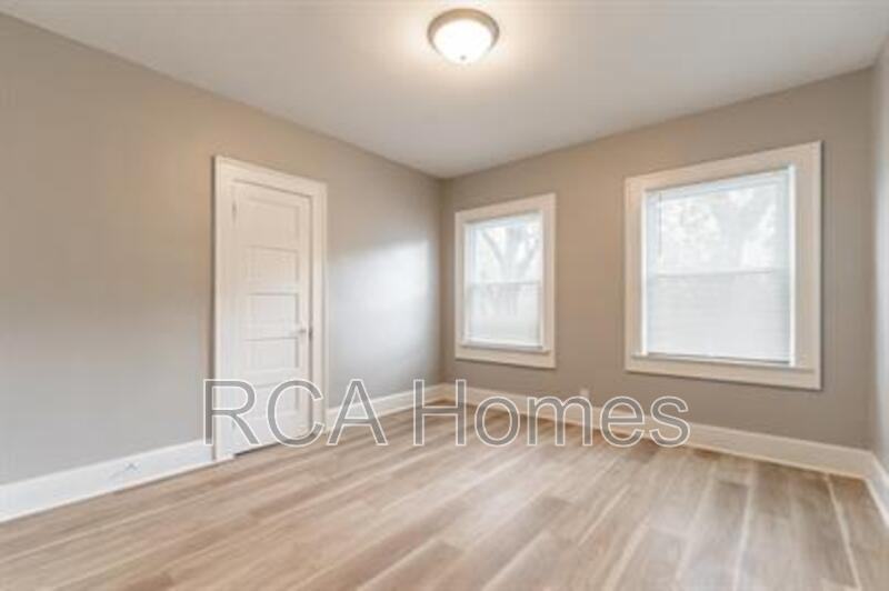 1113 N Oxford St - Photo 3 of 13