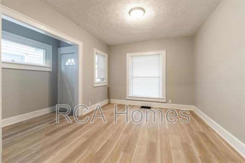 1113 N Oxford St - Photo 5 of 13