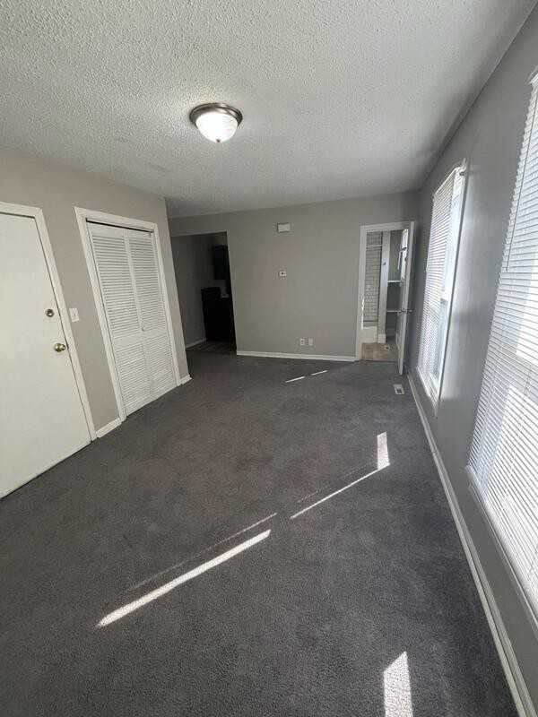 911 Washington St #4 - Photo 2 of 10