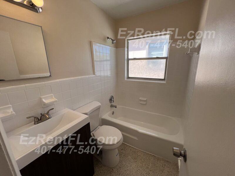 628 8th St - Photo 4 of 13