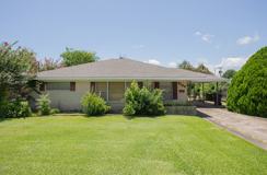 2106 Winnie St - Photo 1 of 1