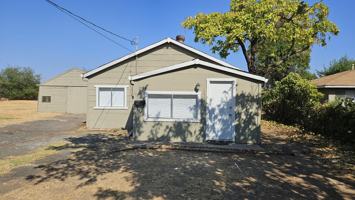 featured image of 5125 Meyers St
