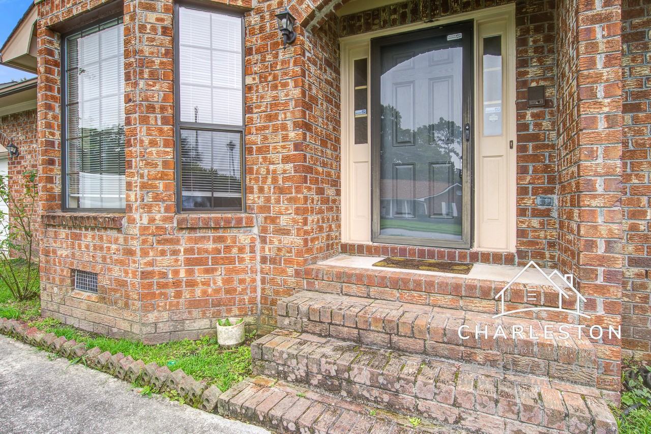 420 Fox Hunt Rd - Photo 3 of 28