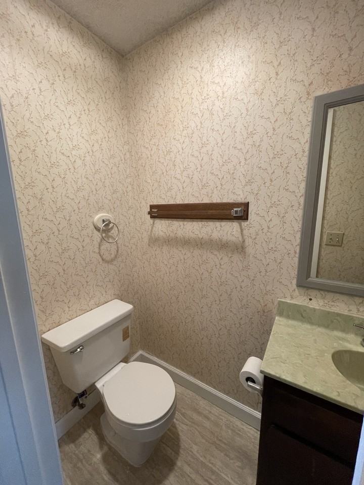 419 Hollywood Blvd Nw #B - Photo 5 of 26