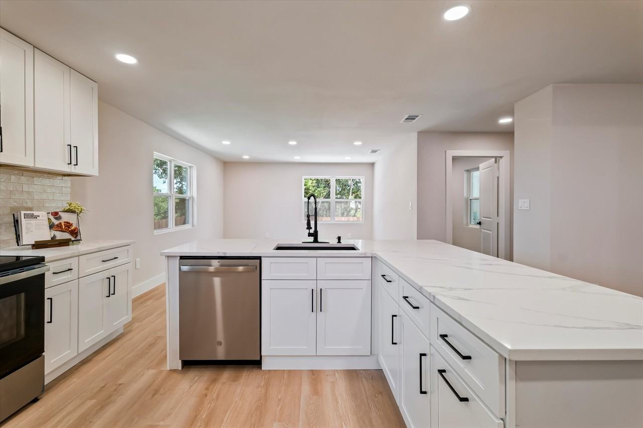 8500 Gibbs Dr #NA - Photo 3 of 24