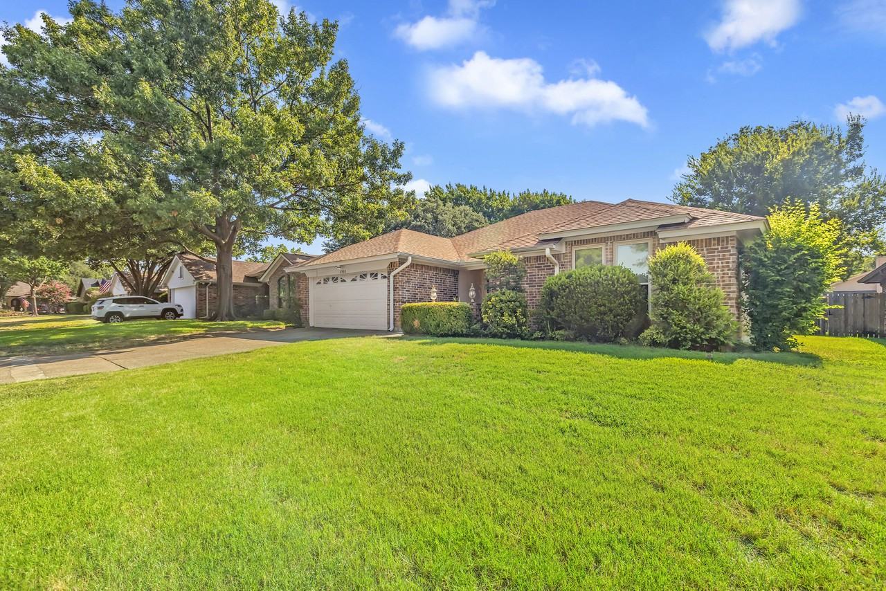 6900 Ritter Ln - Photo 3 of 28