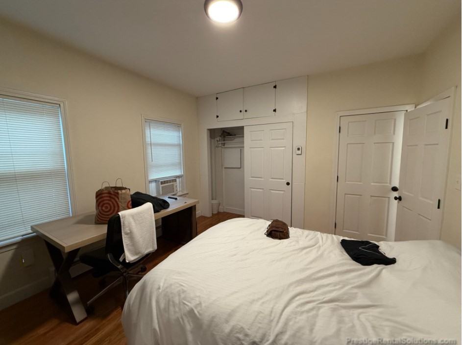 20 Pompeii St #1 - Photo 2 of 7