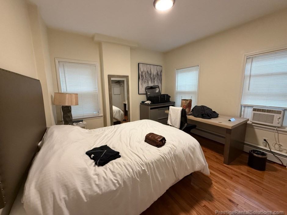 20 Pompeii St #1 - Photo 3 of 7