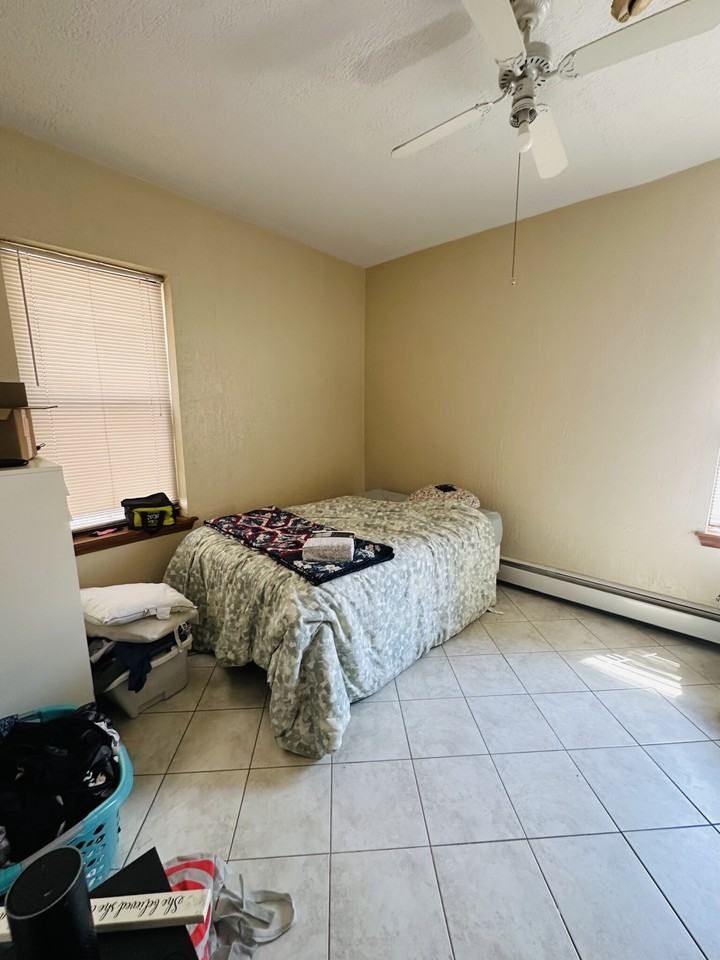 47a North Margin & Thacher Street #2R - Photo 6 of 10