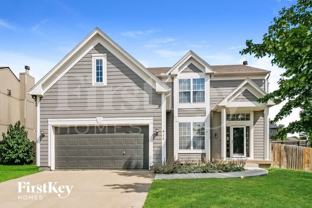 914 Ne 93rd Ct - Photo 1 of 1