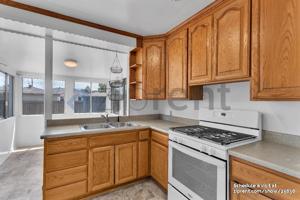 2436 Andrade Ave - Photo 5 of 18