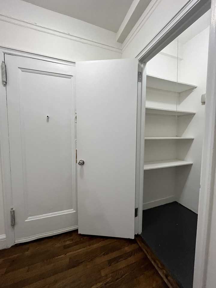 E 46th St #2F - Photo 5 of 5