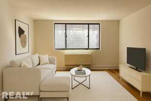 W 96th St #301 - Photo 1 of 1