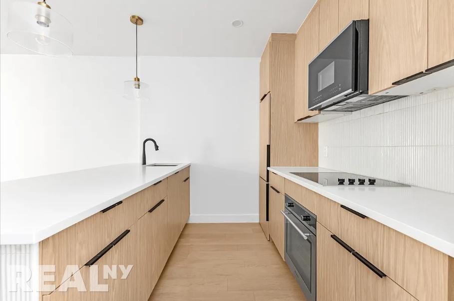 7th Ave #2 - Photo 2 of 7