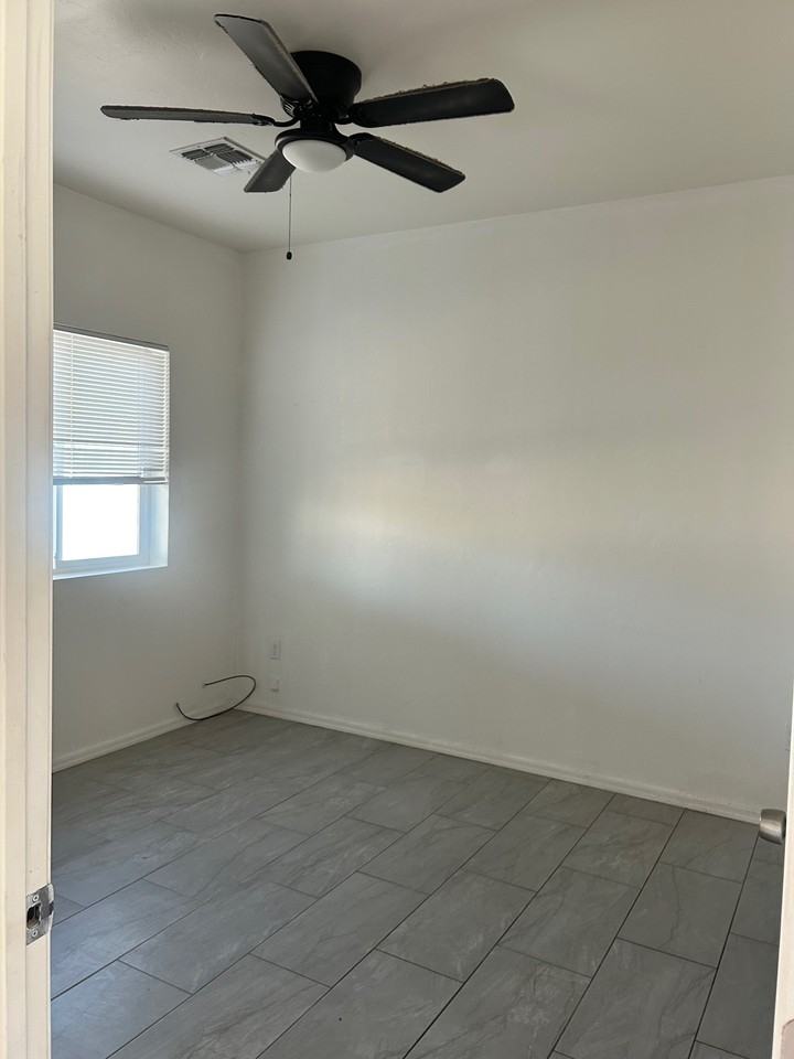 546 Valdez Court - Photo 6 of 14